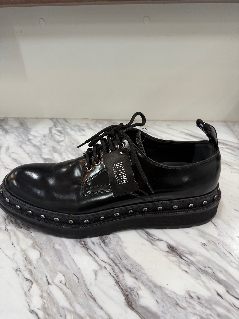 Louis Vuitton Men’s Black Leather Lace-Up Derby Shoe - Picture 8 of 11